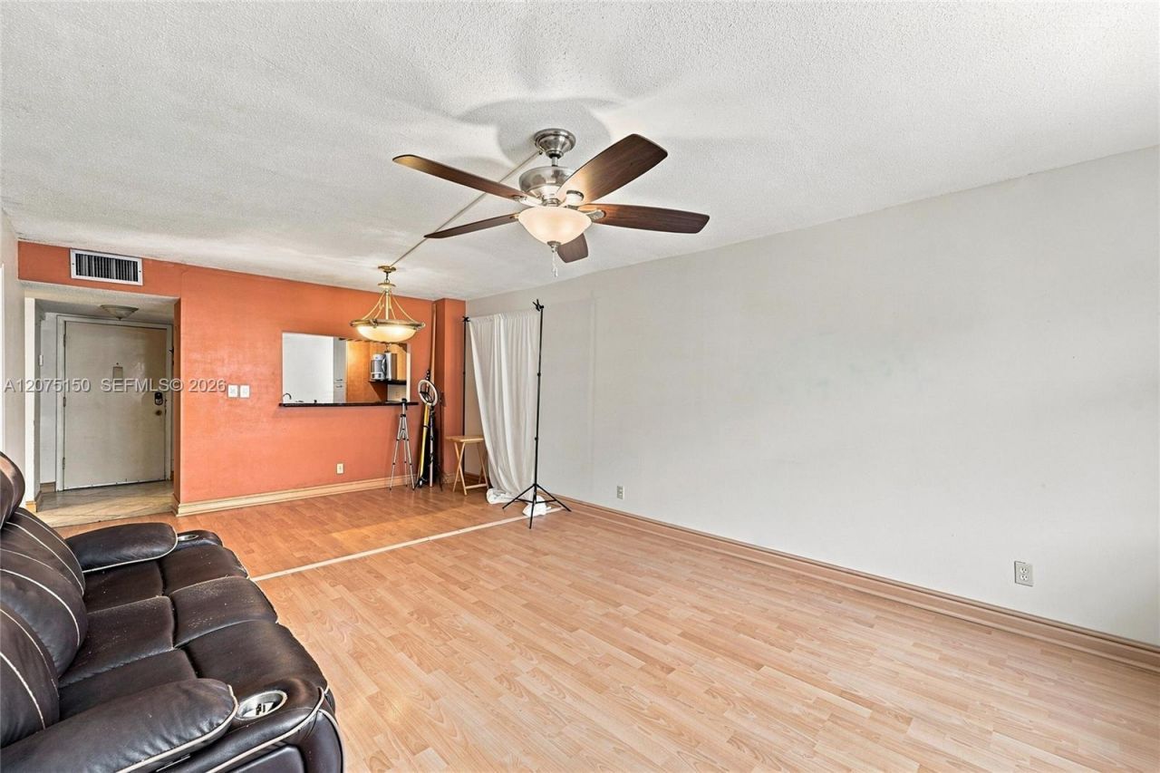 1801 S Ocean Dr , Unit 640, Hallandale Beach, FL 33009 Photo