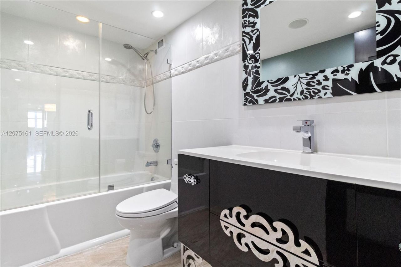 1880 S Ocean Dr , Unit TS106, Hallandale Beach, FL 33009 Photo