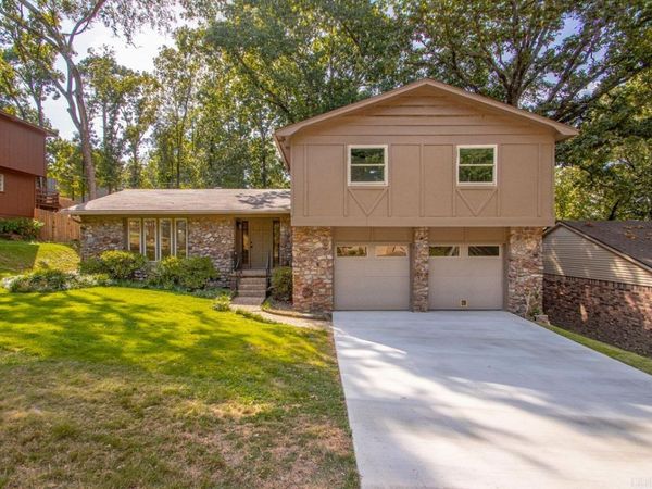 922 Kings Mountain Drive, Little Rock, AR 72211