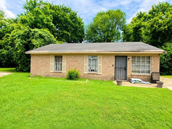 3667 MOCCASIN CV, Memphis, TN 38109