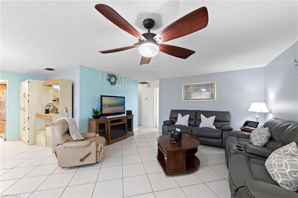 4706 SE 4th Pl, Unit 15, Cape Coral, FL 33904 Photo