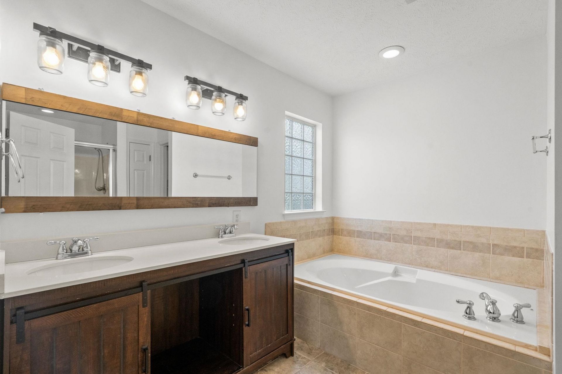 4511 Spyglass Dr. Photo 14