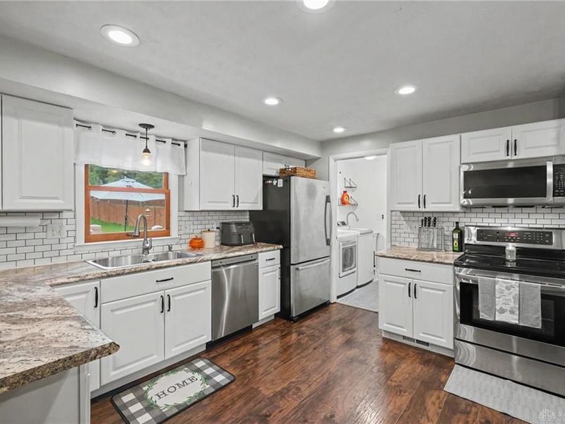 2224 Hazelhurst Court, Kettering, OH 45440 Photo 11