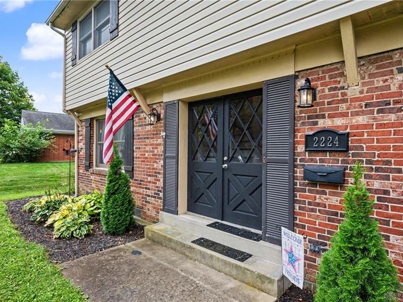 2224 Hazelhurst Court, Kettering, OH 45440 Photo 3
