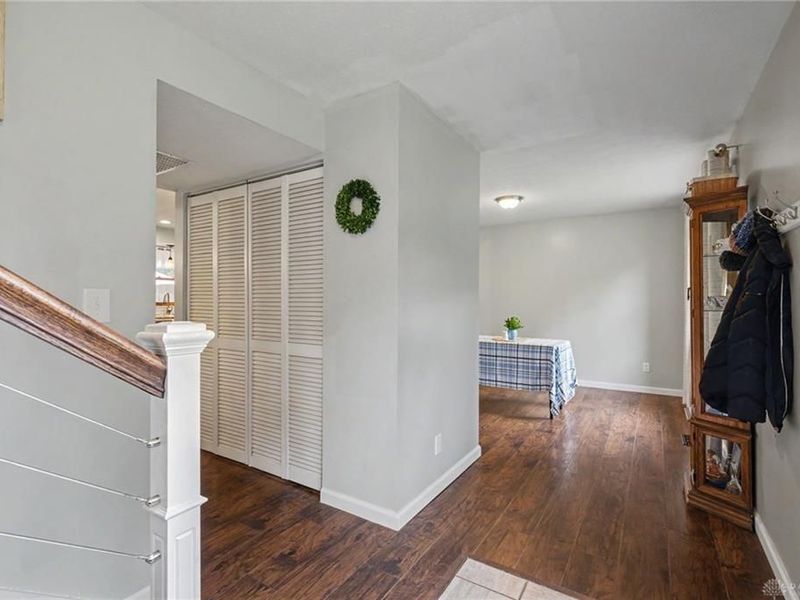 2224 Hazelhurst Court, Kettering, OH 45440 Photo 4