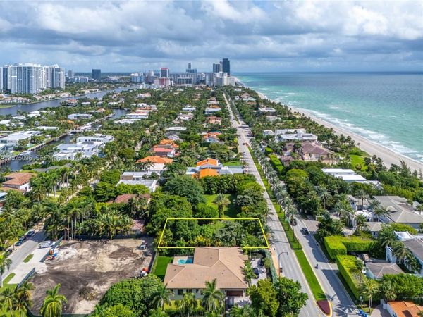 325 Ocean Blvd , Golden Beach, FL 33160