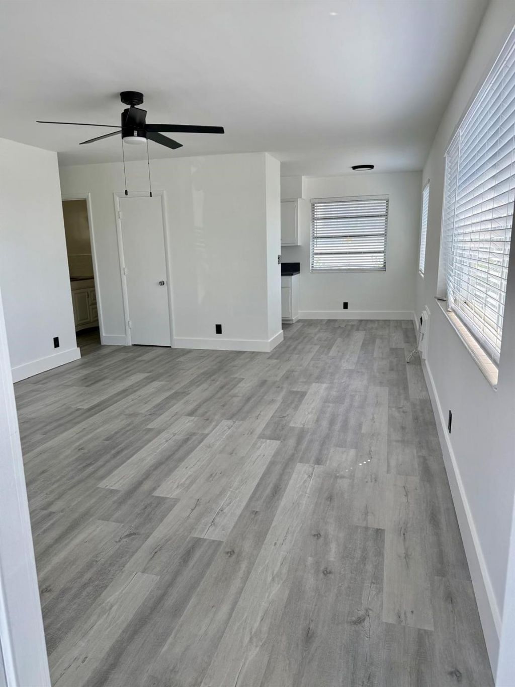 2837 NE 30th Street, Unit 8, Fort Lauderdale, FL 33306 Photo