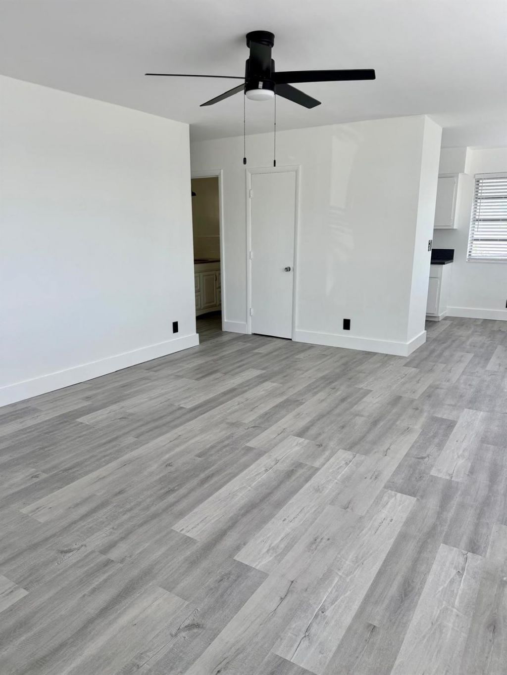 2837 NE 30th Street, Unit 8, Fort Lauderdale, FL 33306 Photo