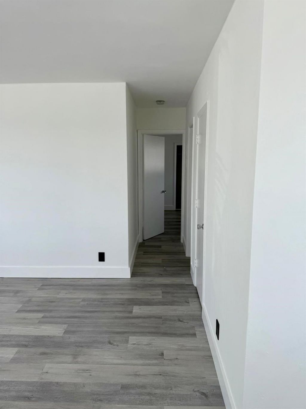 2837 NE 30th Street, Unit 8, Fort Lauderdale, FL 33306 Photo