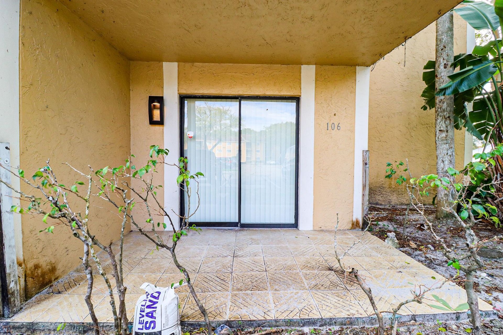 450 Palm Circle W, Unit 106, Pembroke Pines, FL 33025 Photo
