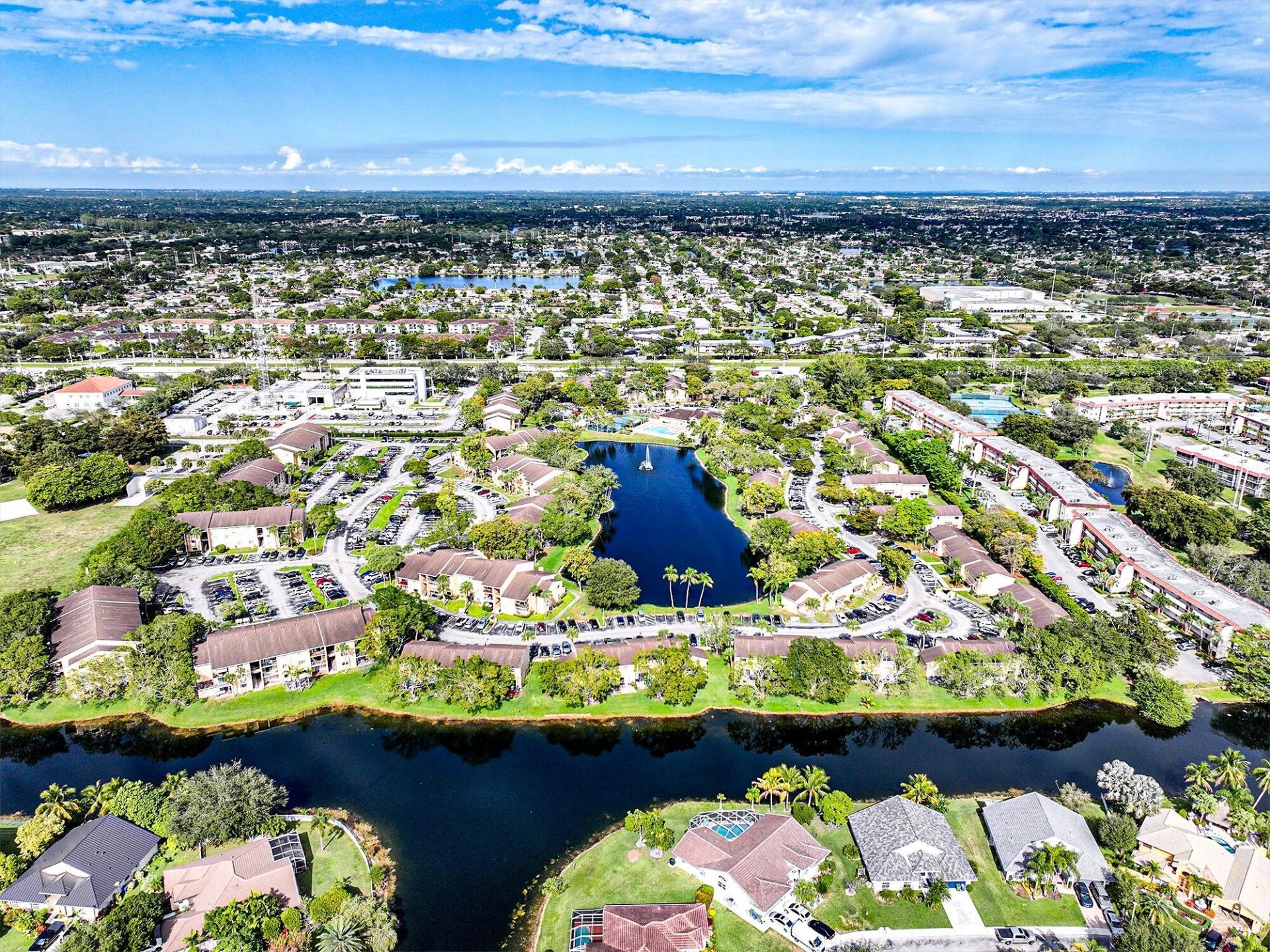 450 Palm Circle W, Unit 106, Pembroke Pines, FL 33025 Photo