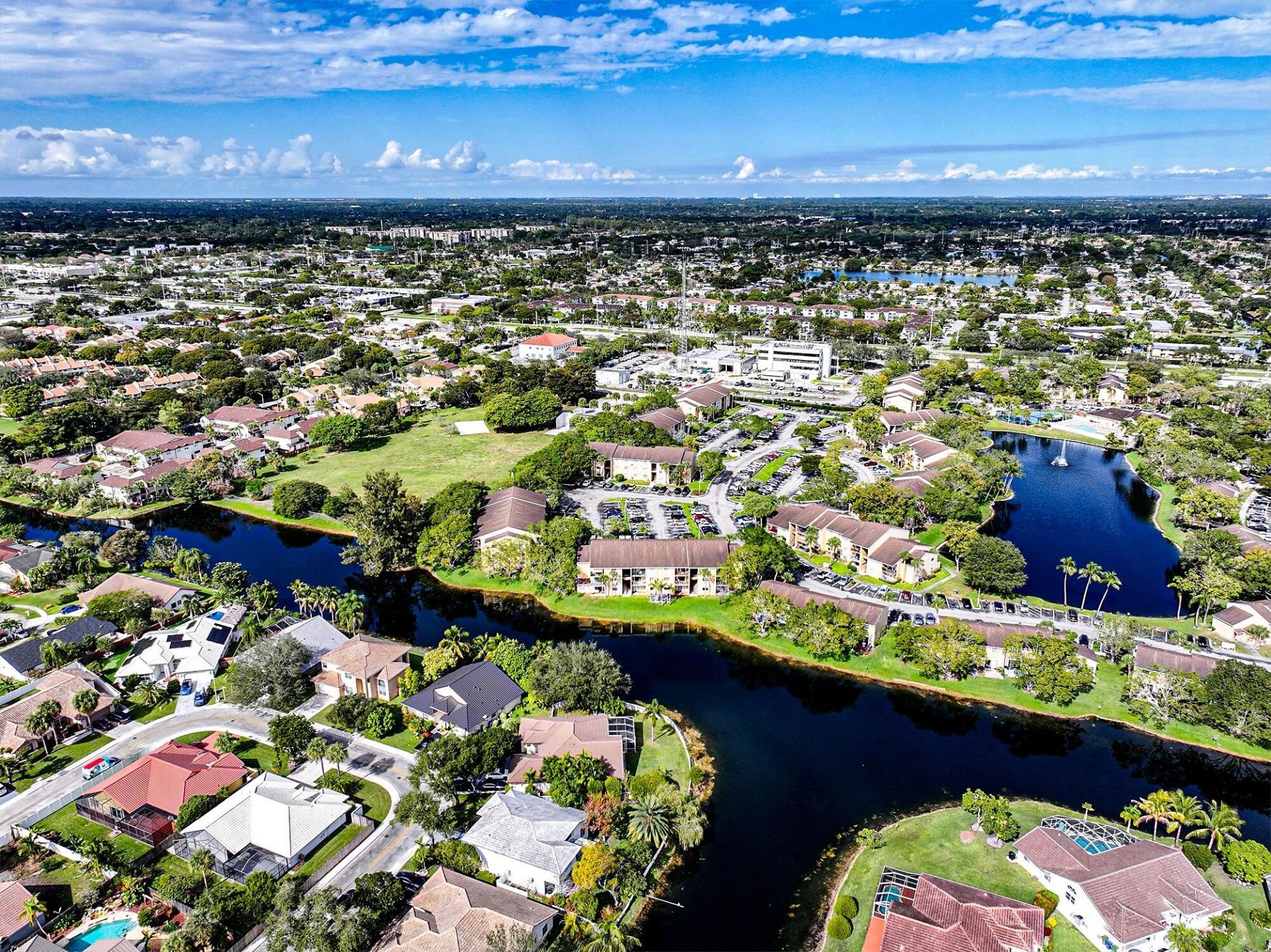 450 Palm Circle W, Unit 106, Pembroke Pines, FL 33025 Photo