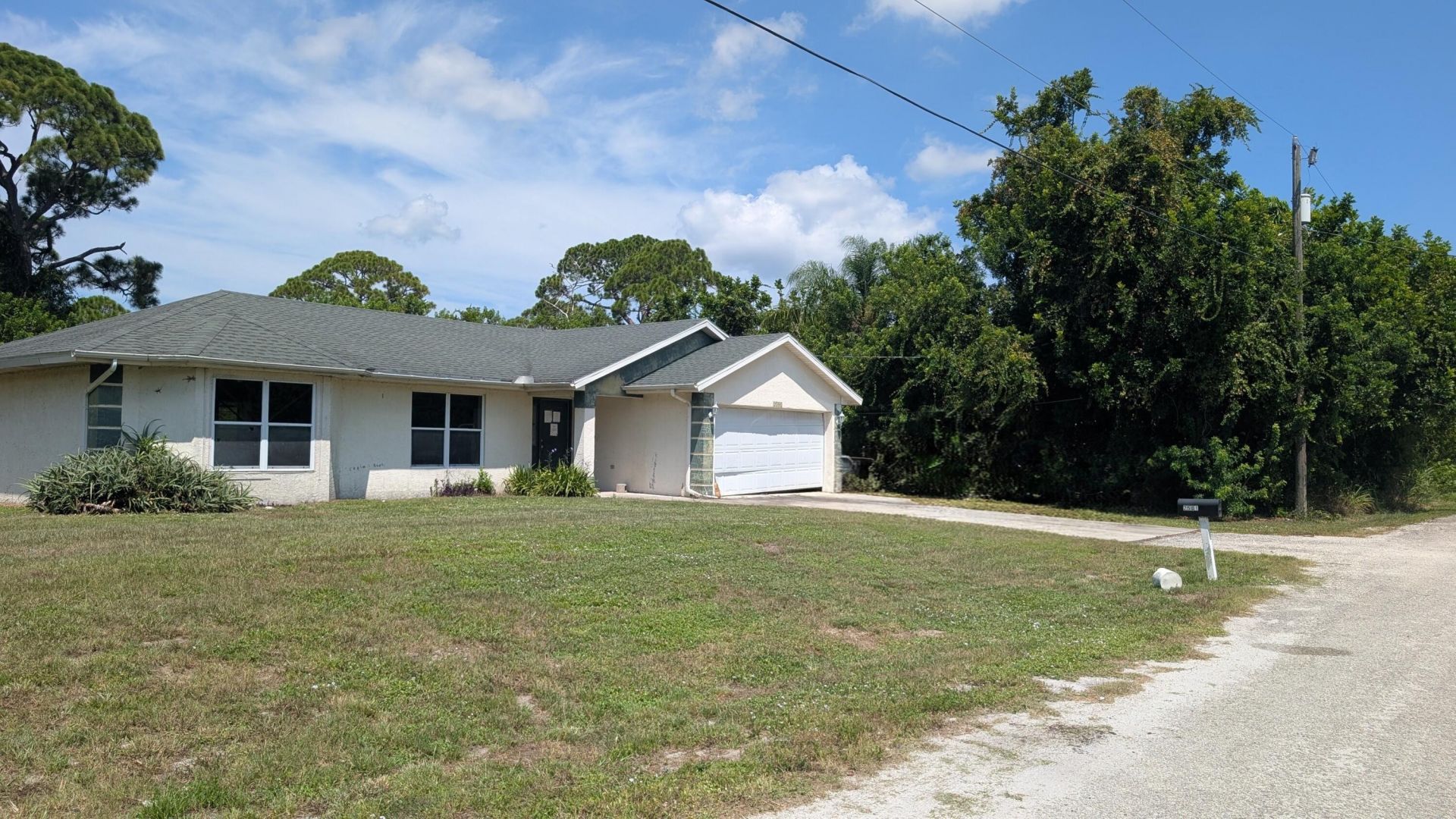 2501 Iroquois Avenue, Fort Pierce, FL 34946 Photo