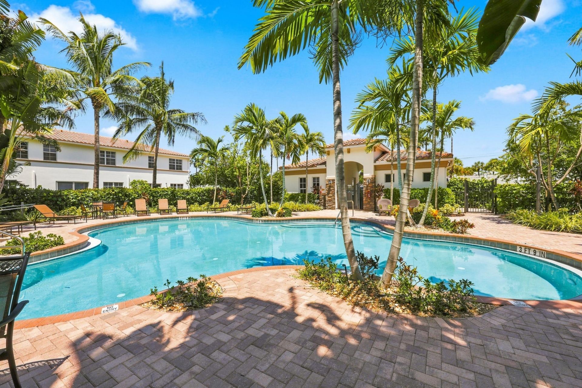 4585 Tara Cove Way, West Palm Beach, FL 33417 Photo
