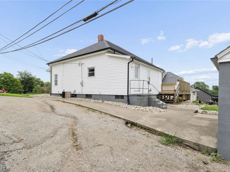 29 S West Street, Thornville, OH 43076 Photo 10