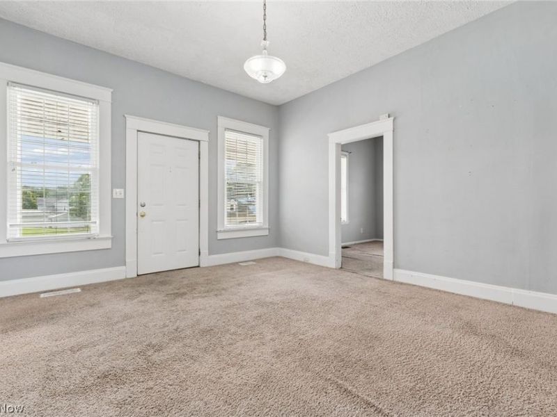 29 S West Street, Thornville, OH 43076 Photo 28