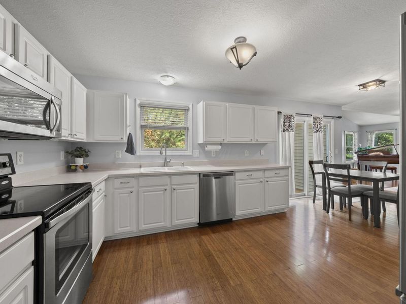 362 Flat River Street, Pickerington, OH 43147 Photo 6