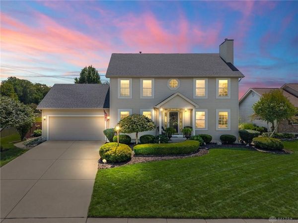 2560 Renwick Way, Troy, OH 45373