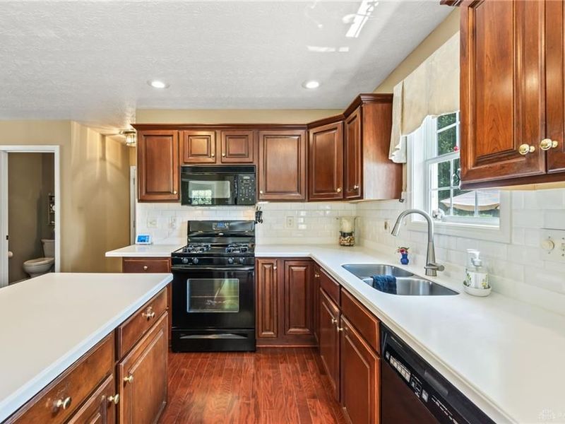 2560 Renwick Way, Troy, OH 45373 Photo 18