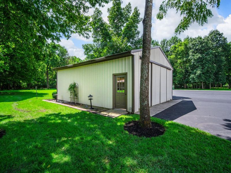 2080 Experiment Farm Road, Troy, OH 45373 Photo 14