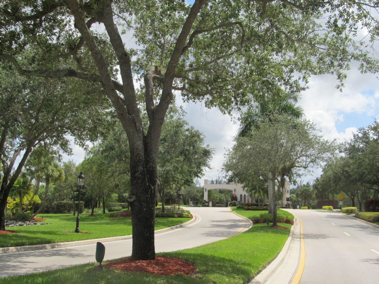 10682 Old Hammock Way, Wellington, FL 33414 Photo