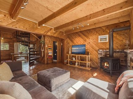 1419 Chinquapin Drive, South Lake Tahoe, CA 96150 Photo
