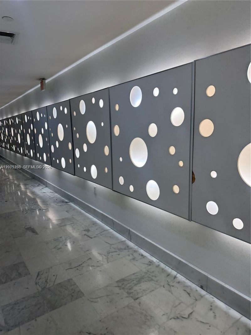 1000 West Ave , Unit 215, Miami Beach, FL 33139 Photo