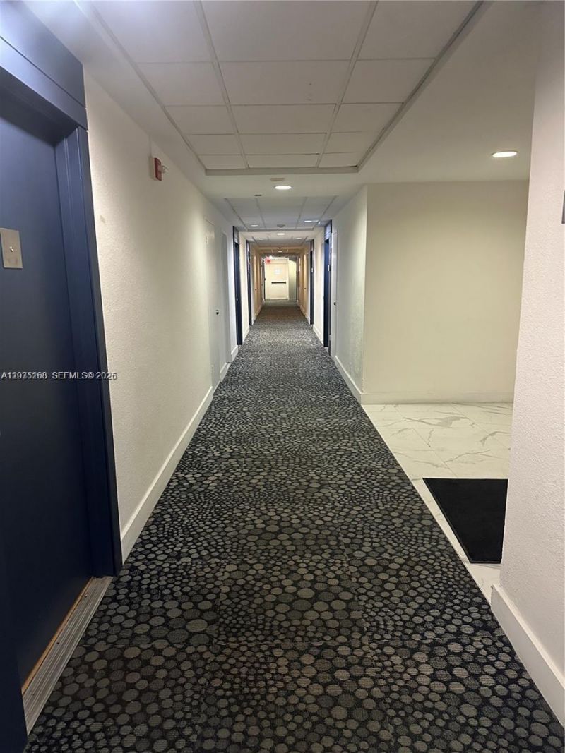 1000 West Ave , Unit 215, Miami Beach, FL 33139 Photo