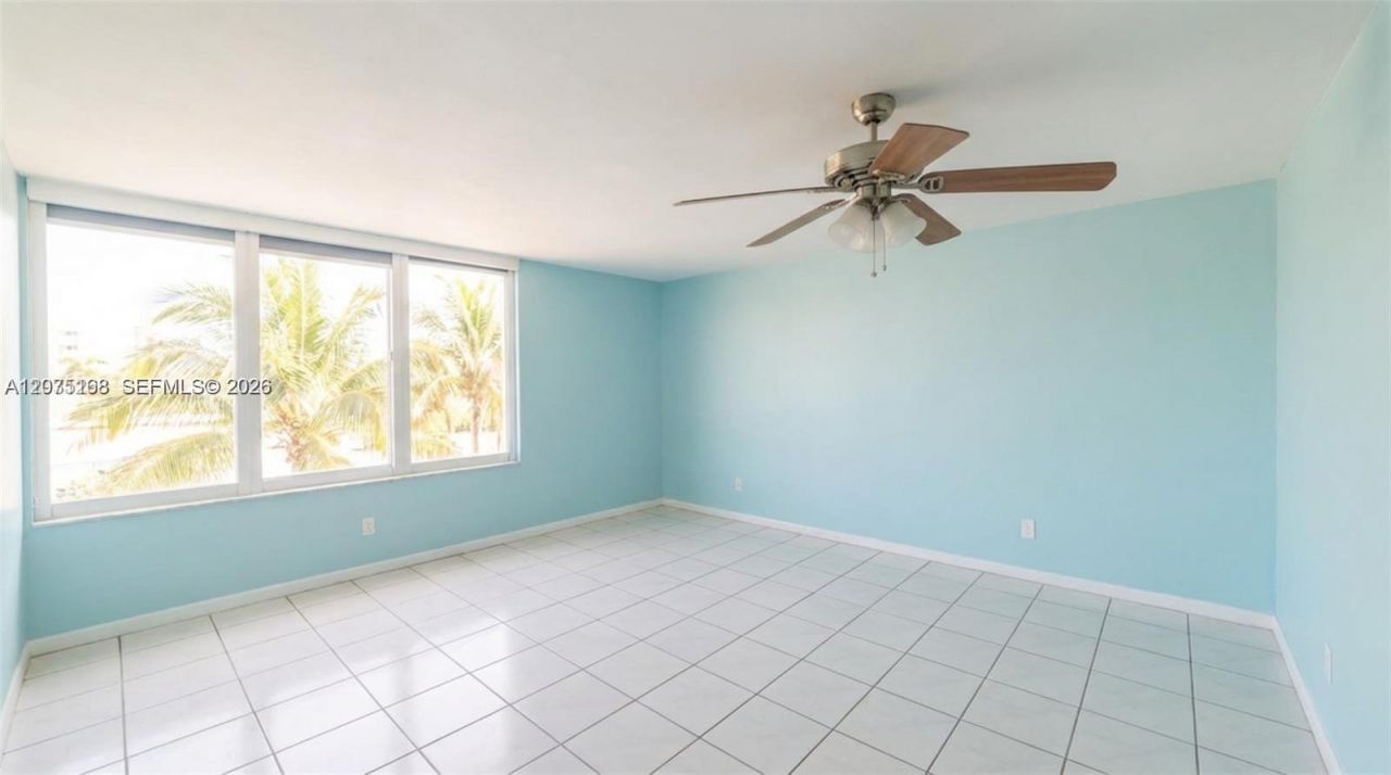 1000 West Ave , Unit 215, Miami Beach, FL 33139 Photo