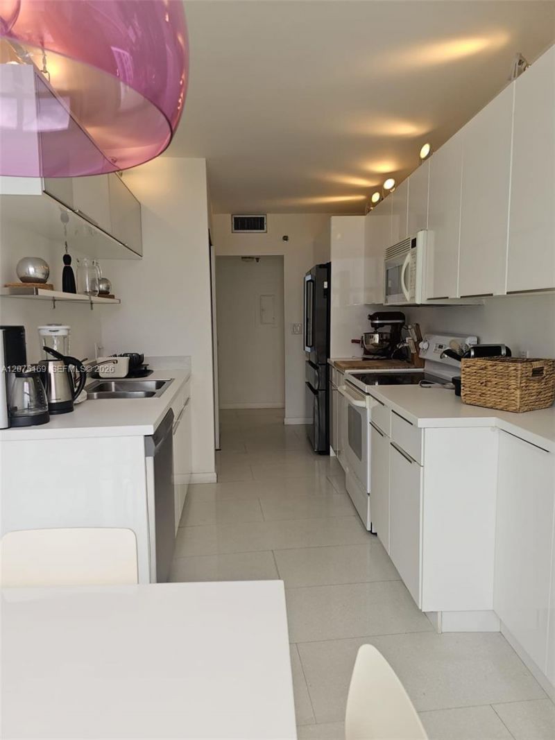 9 Island Ave , Unit 1806, Miami Beach, FL 33139 Photo