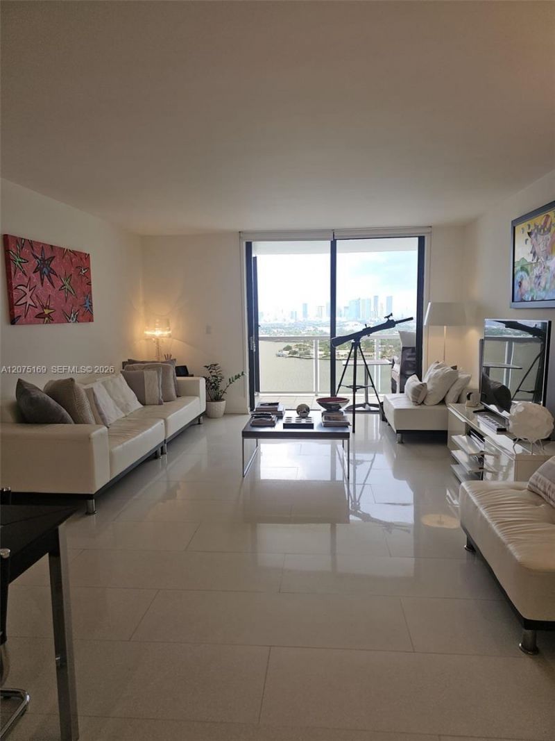 9 Island Ave , Unit 1806, Miami Beach, FL 33139 Photo