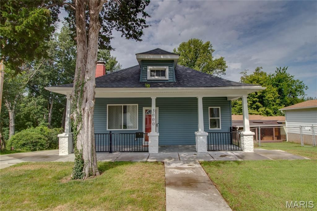 3000 Alby Street , Alton, IL 62002 Main Photo