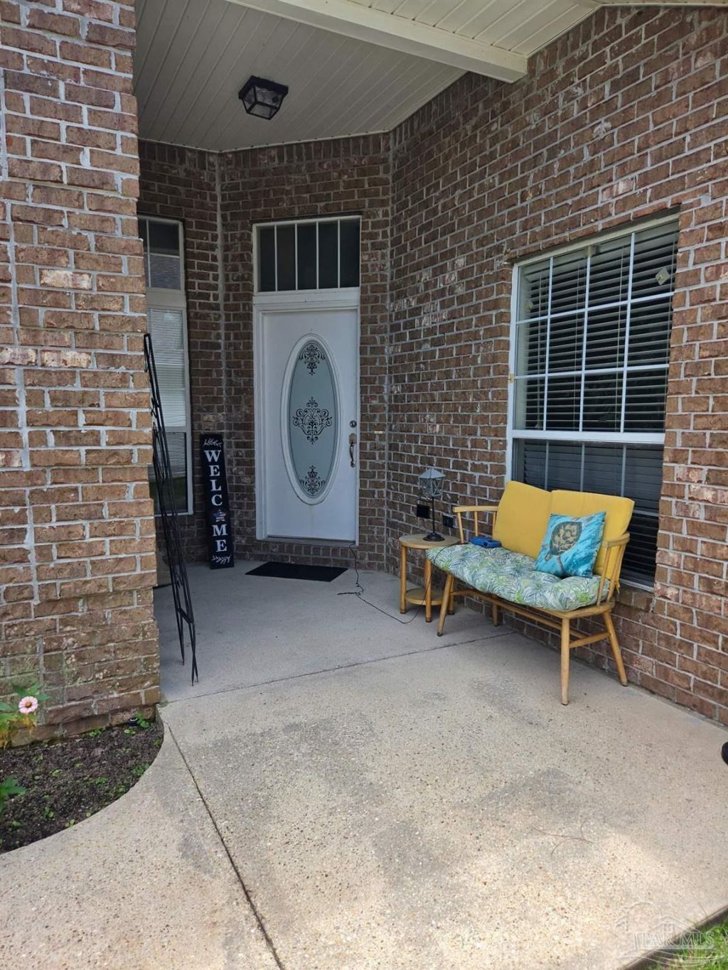 4613 Isles Dr, Pensacola, FL 32507 Main Photo