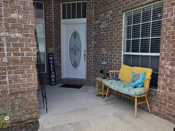 4613 Isles Dr, Pensacola, FL 32507