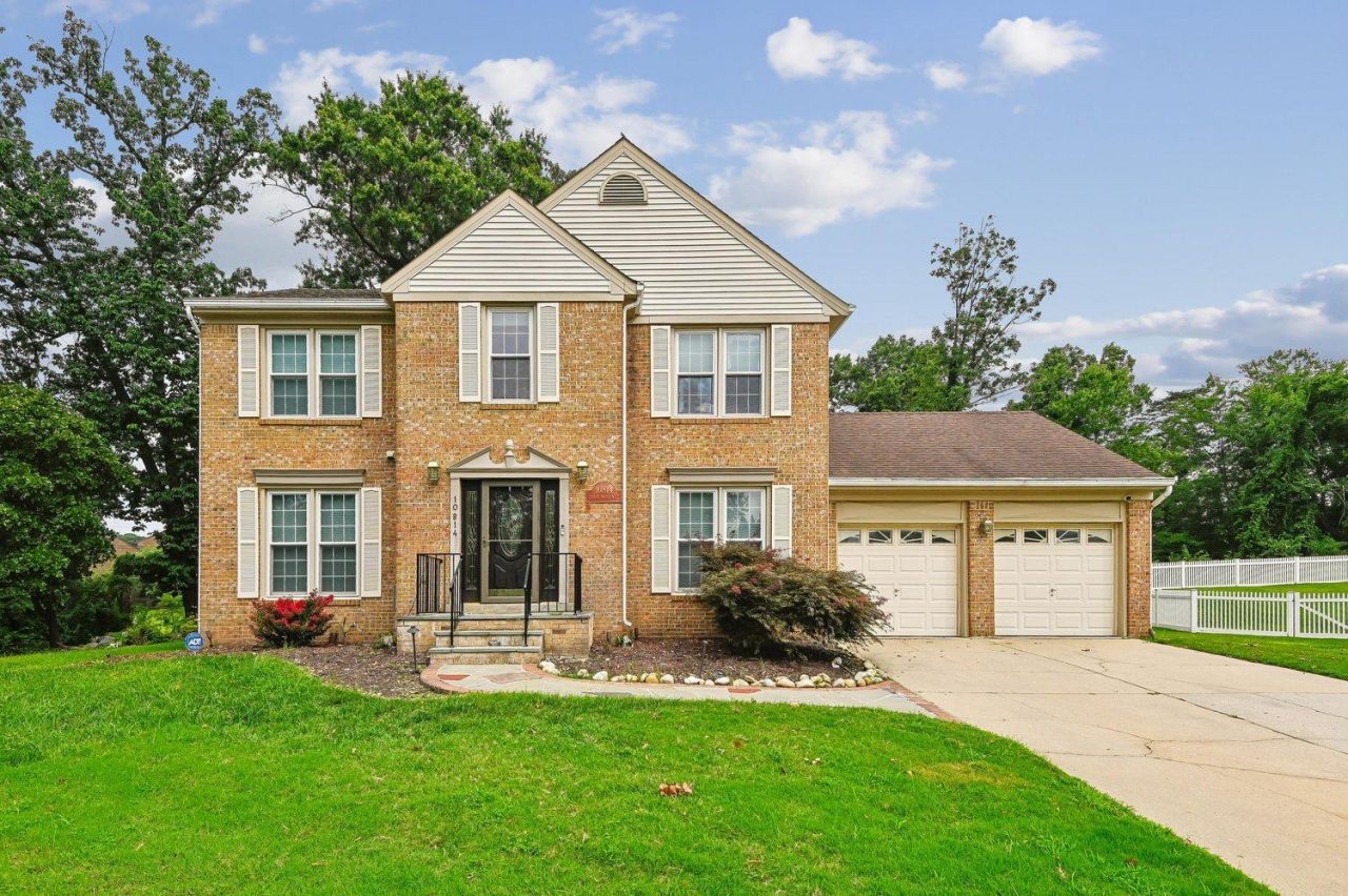 10814 CHERRY BLOSSOM COURT, HYATTSVILLE, MD 20783