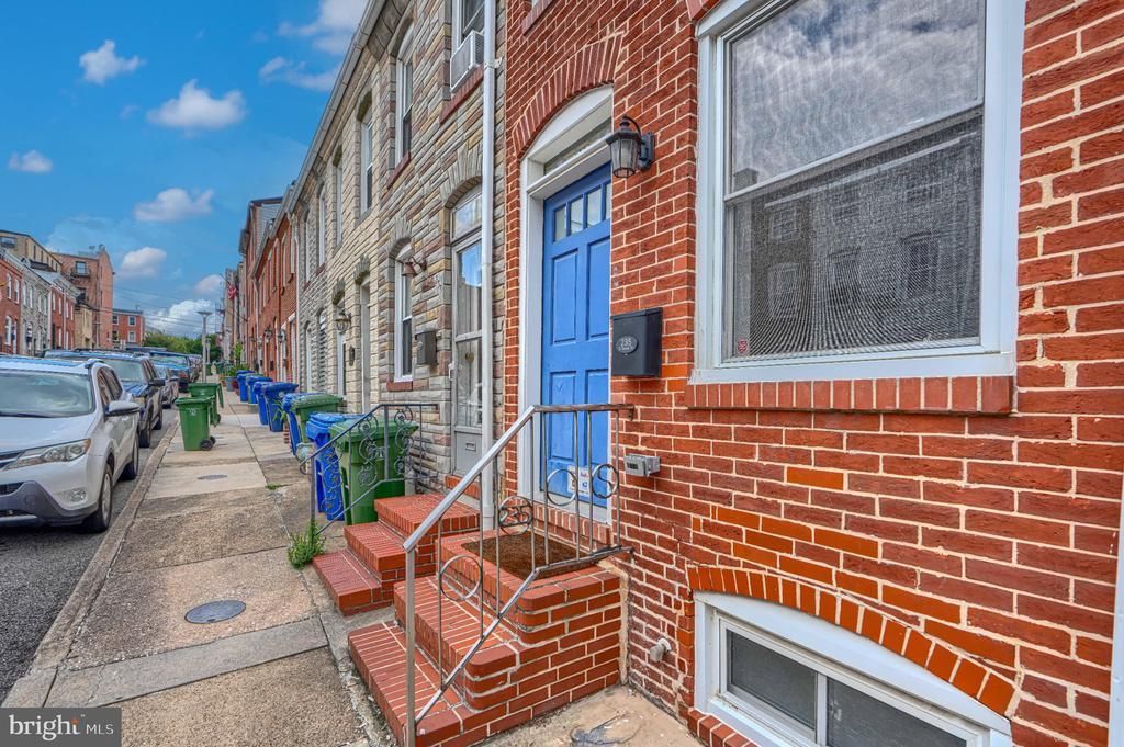 235 S Castle Street, Baltimore, MD 21231 Main Photo