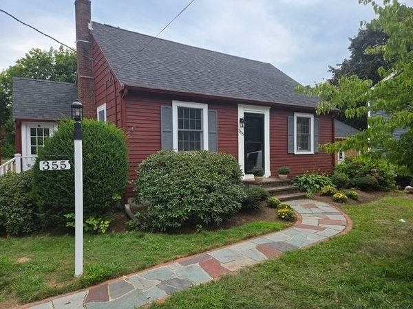 355 South Street, Reading, MA 01867
