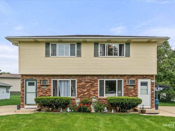 1153-1155 Burgundy Lane , Aurora, IL 60505