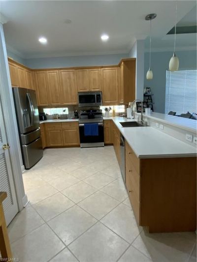 2565 Deerfield Lake Ct, Cape Coral, FL 33909 Photo