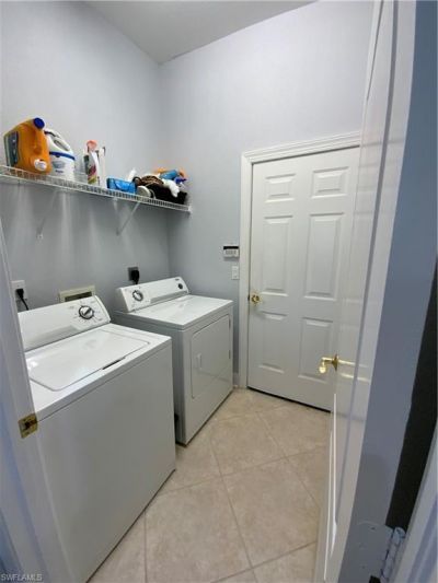 2565 Deerfield Lake Ct, Cape Coral, FL 33909 Photo