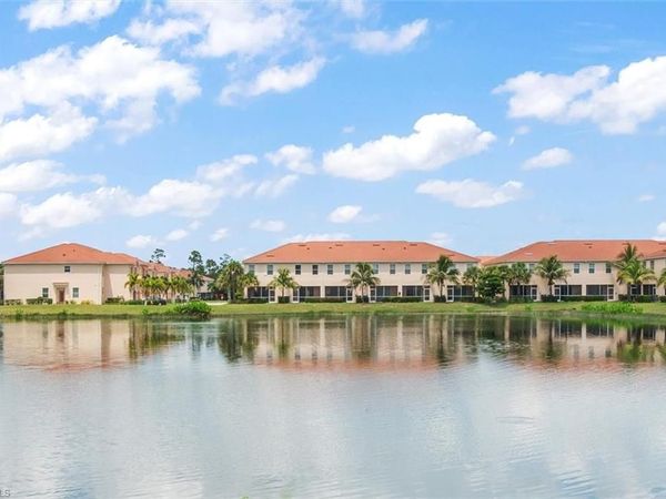 8892 Via Isola CT, FORT MYERS, FL 33966