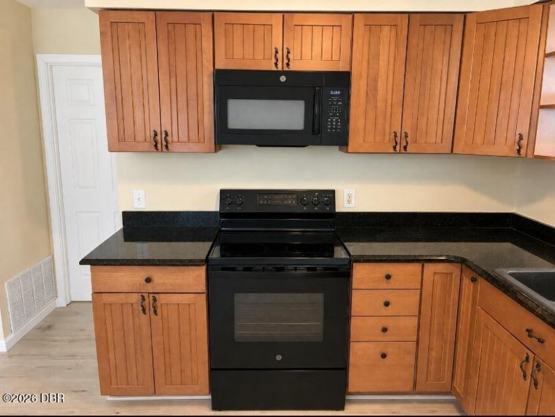 1828 S Central Avenue, Flagler Beach, FL 32136 Photo