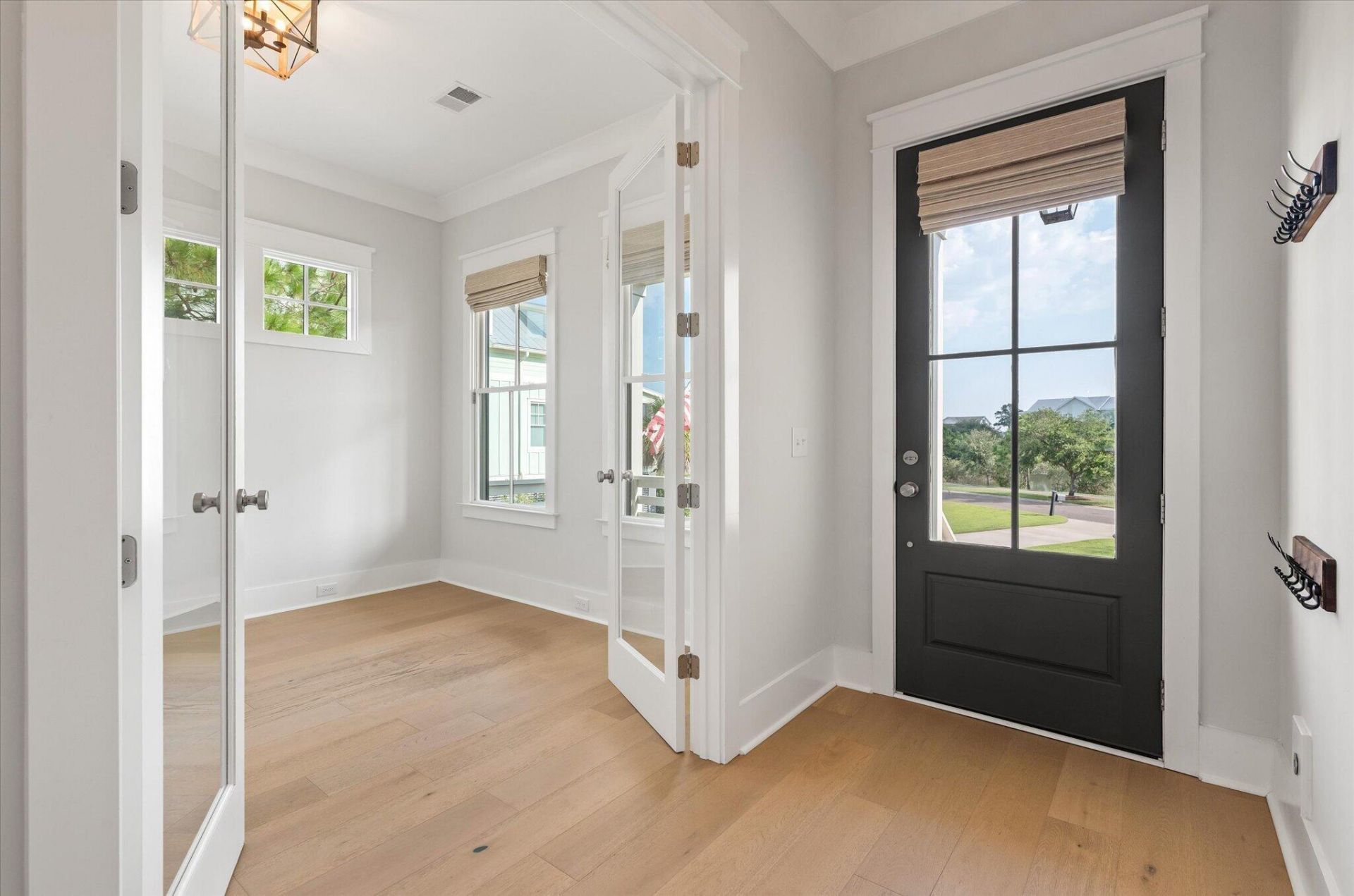 2441 Rushland Landing Road Photo 8