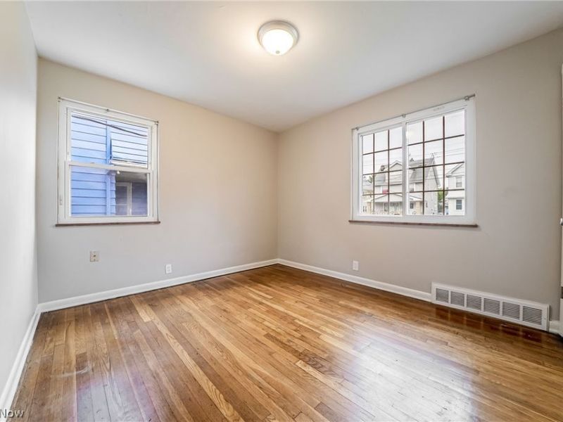 11303 Thrush Avenue, Cleveland, OH 44111 Photo 17