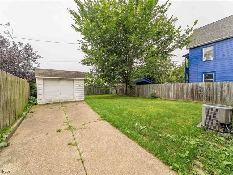 11303 Thrush Avenue, Cleveland, OH 44111 Photo 36