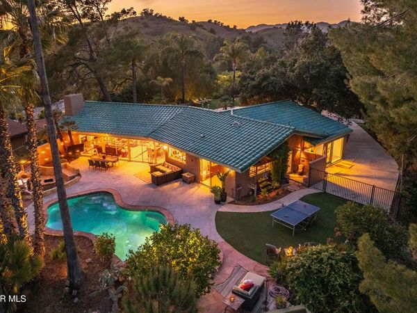 6110 Colodny Drive, Agoura Hills, CA 91301