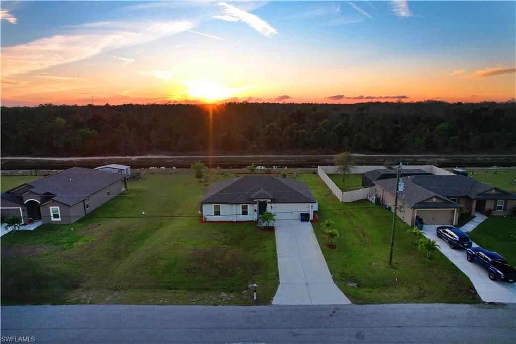 836 Youngreen Dr , Fort Myers, FL 33913 Photo