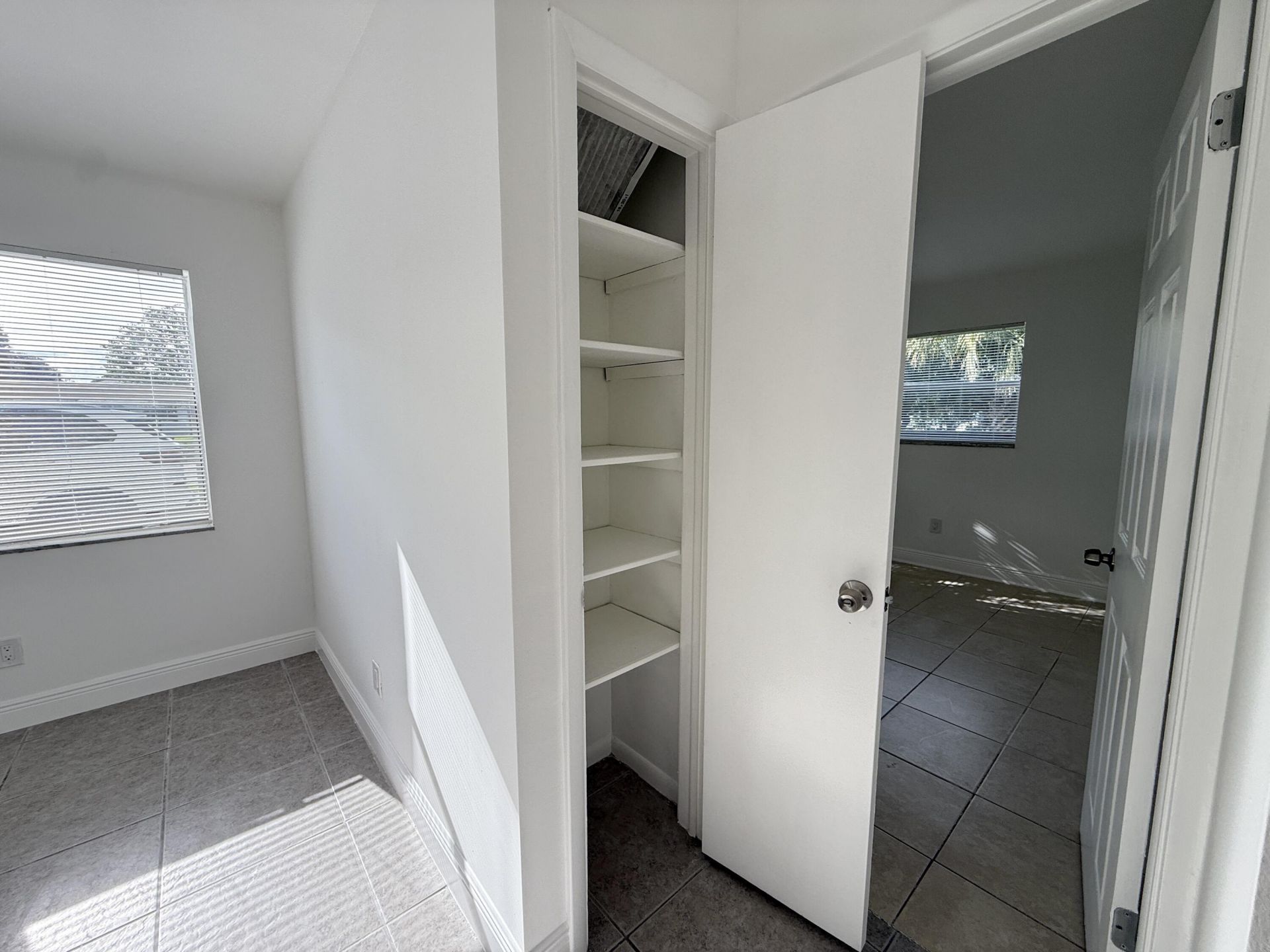 906 Foresteria Drive, Lake Park, FL 33403 Photo