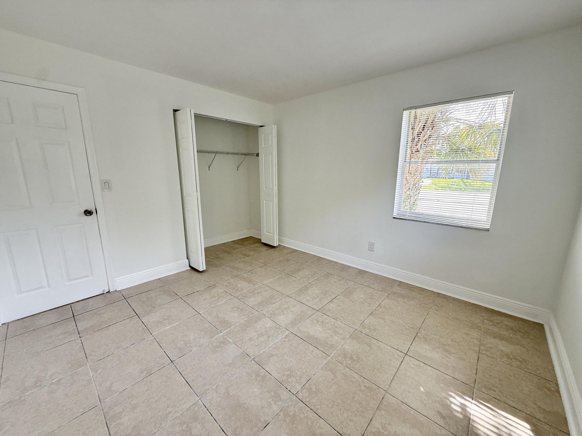 906 Foresteria Drive, Lake Park, FL 33403 Photo