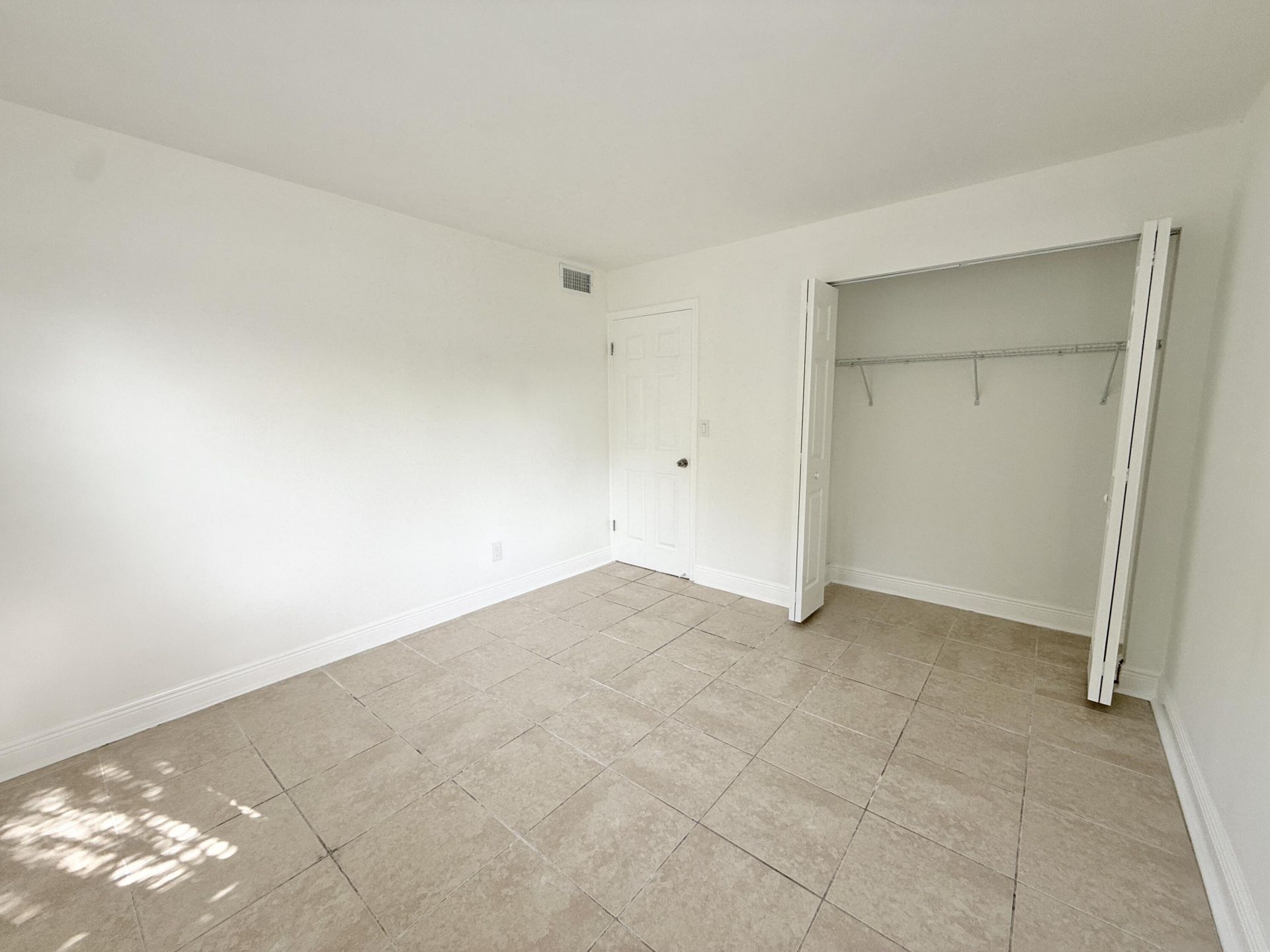 906 Foresteria Drive, Lake Park, FL 33403 Photo